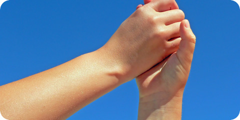 Deaf Parenting UK (DPUK) helping hand Deaf Parenting UK (DPUK) helping hand